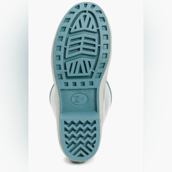 XTRATUF Salmon Sisters 15" Gray Boots - Picture 6 of 13